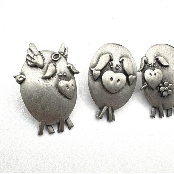 Vintage JJ Jonette Set Of 3 Pewter Pig Jewelry Pins Angel Hearts And Flower - Picture 2 of 4